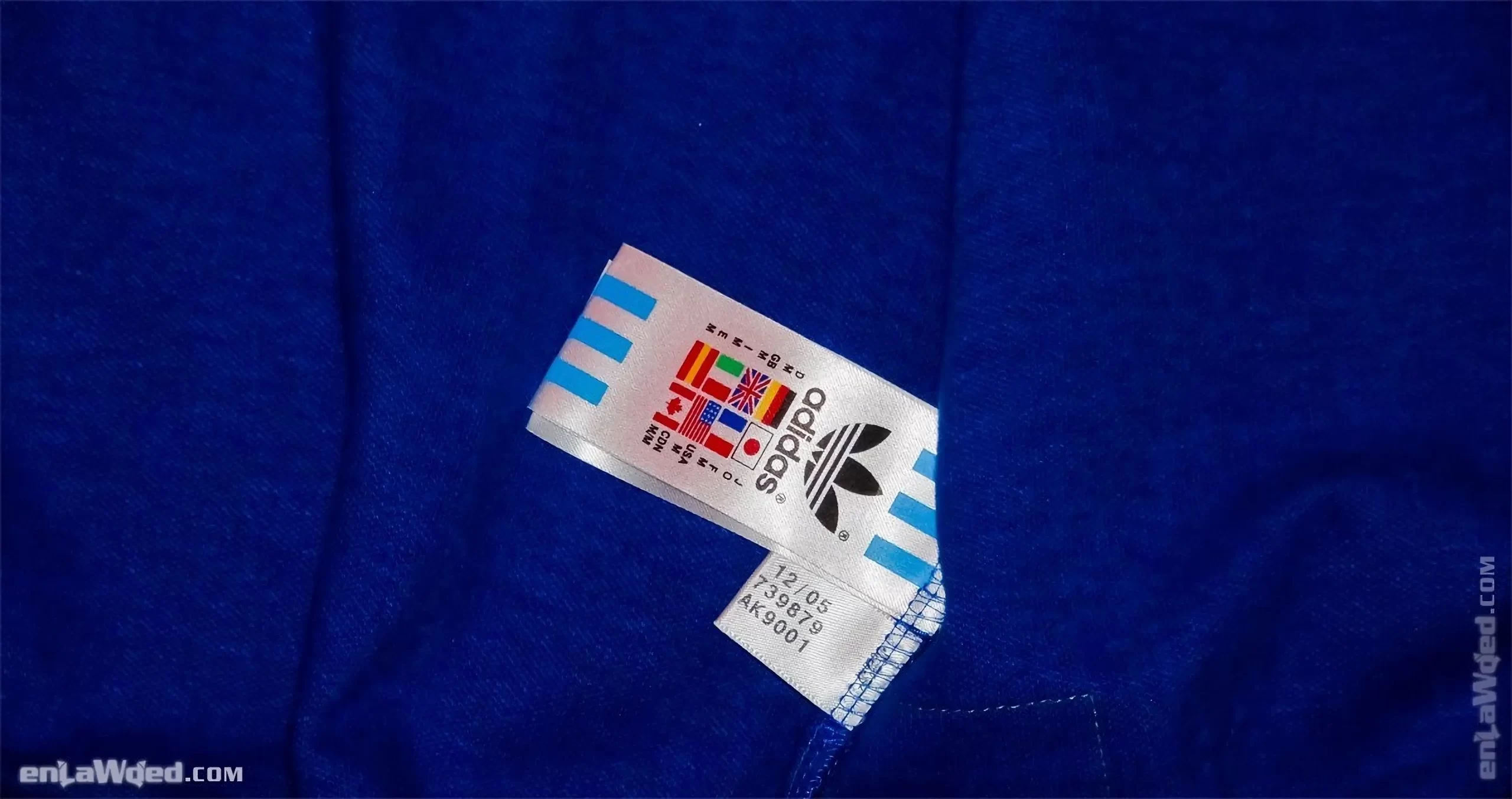 Adidas tag of the England 1966 jacket, with the month and year of fabrication: 12/2005