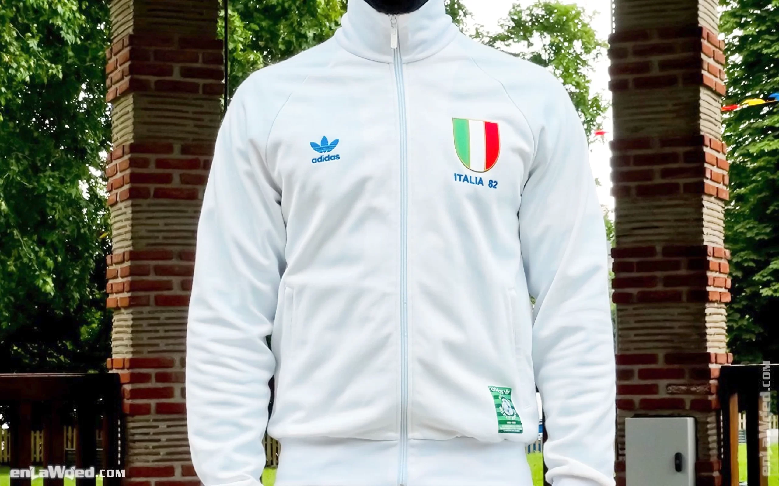 Men’s 2006 Italia ’82 Forza Azzurri TT by Adidas Originals: Complete (EnLawded.com file #lmc44cveun2z0cw3v5)