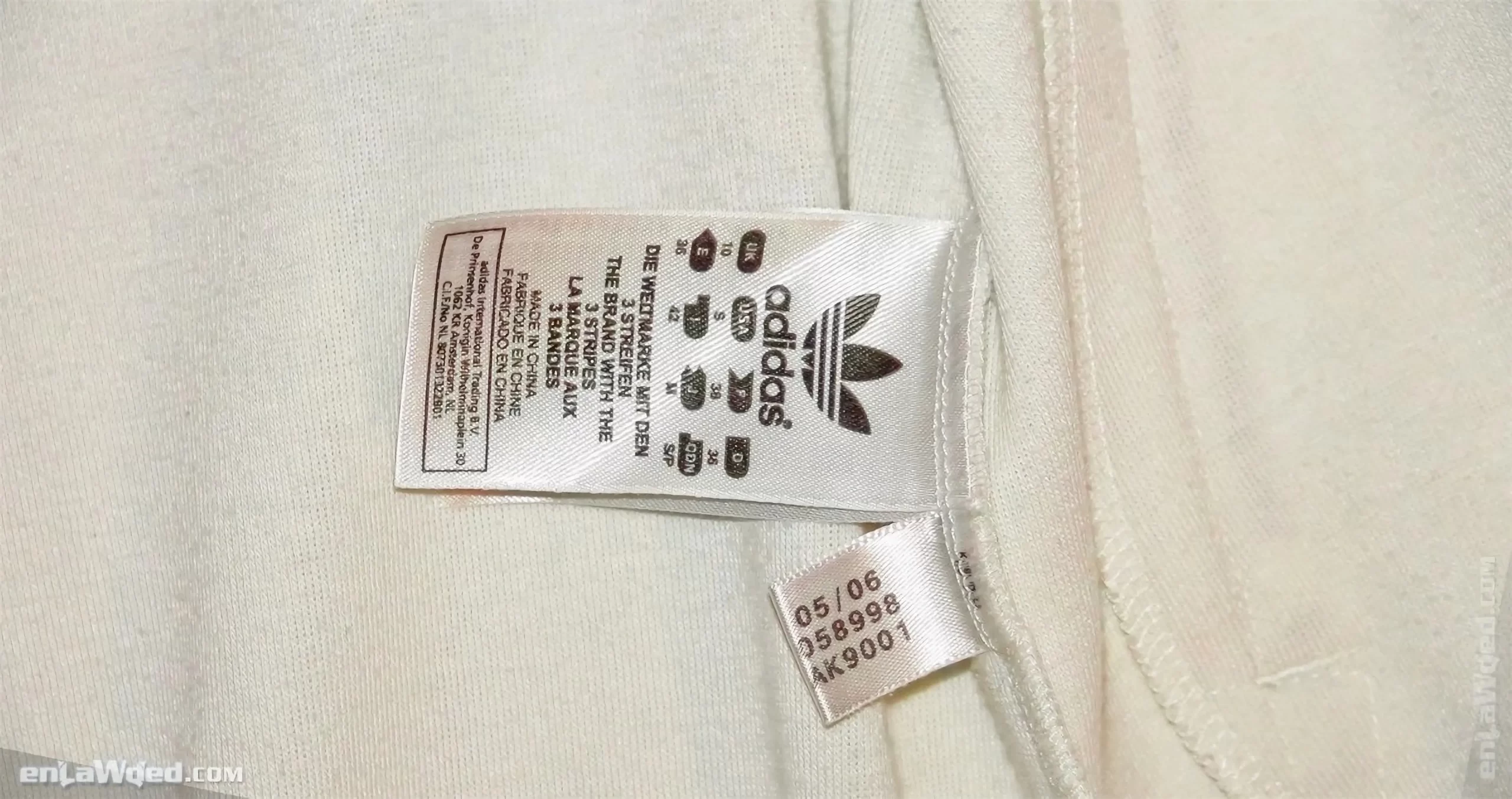 Adidas tag of the Milano jacket, with the month and year of fabrication: 05/2006